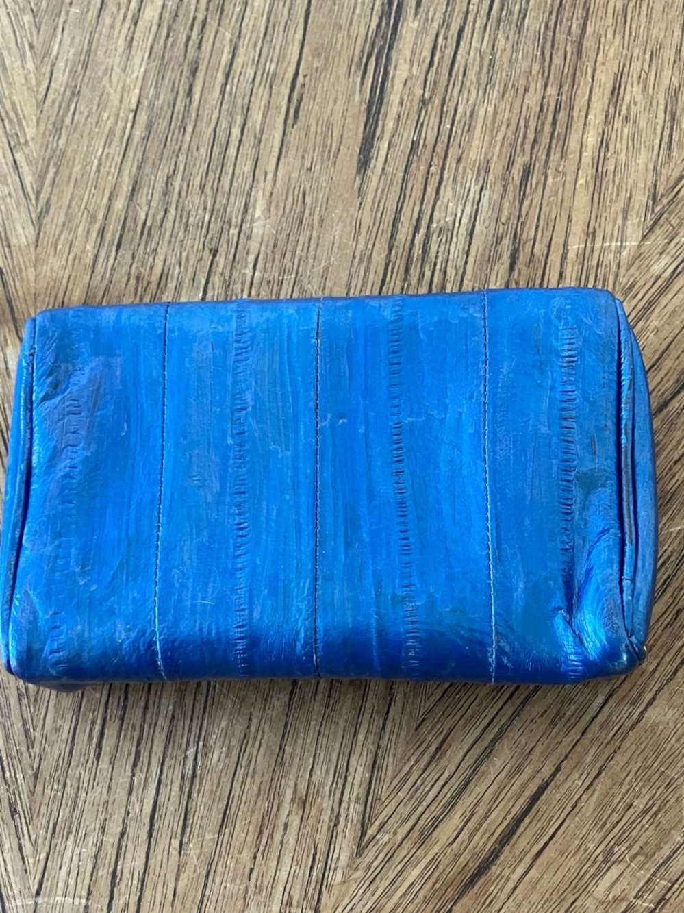 💥2 for 1💥Hand Painted VNT Eel Skin Clutch Purse with Kiss Lock & Mirror / Wallet - Picture 8 of 13